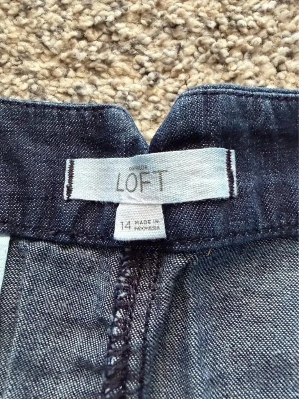 Shorts - Picture 2 of 3